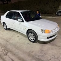 بيجو 306 موديل 2001 سيارة نضيفة كلش  رقم جديد إنكليزي باسمي كير محرك ص...