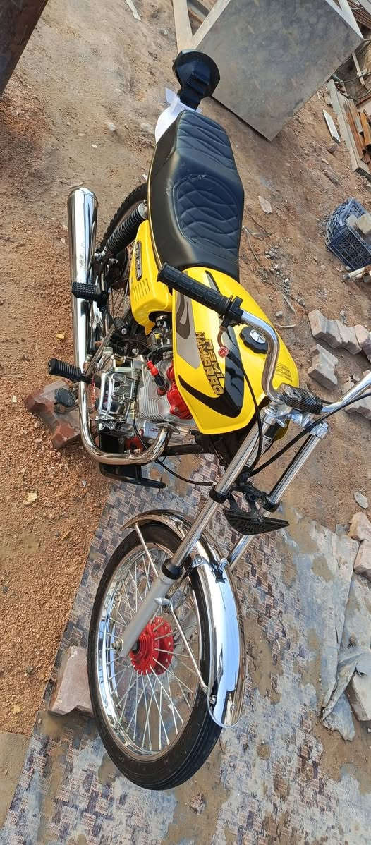 السلام عليكم دراجه نامه لبيع شاصي 2021 اوراق أصولي تعمير 2025 دراجه خير من الله ناقصه برغي واحد الشراء يتصل *********** رحمله والديك لي مو شراي يطلع كبل 👍💫
