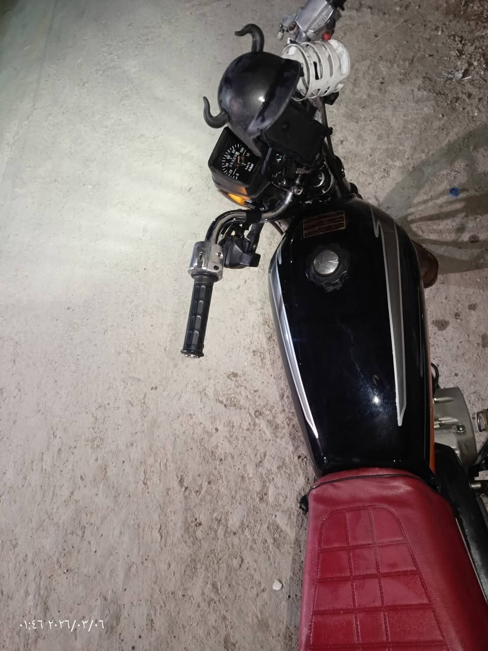 سلام عليكم 
سيفان موديل 20 مكينه ناعمه خير من الله بيه فقط لاستك ولف نص هند وسلف كهربائيات كلها كامل نقص اشاير خلفية الباقي كلها كاملة معدل يخبل تايرات جديد خلف امامي مكان بغداد الشعلة أوراق كامل دخولية الكمرك العراق بيه الورقة موجود السعر 350الف بيه مجال بسيط للاستفسار الاتصال بالرقم وحياكم الله ***********
