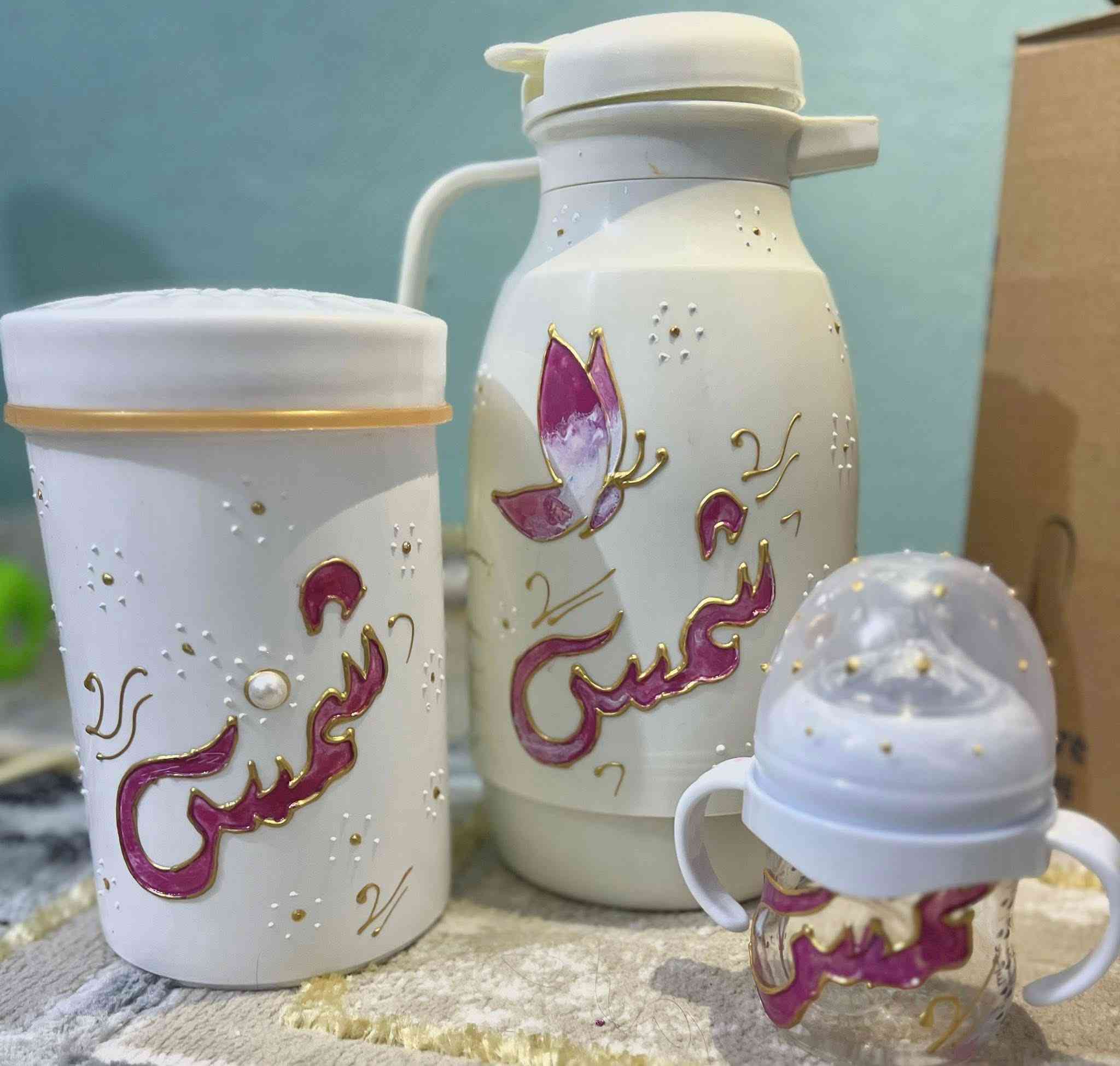 ✨ #تمديد عروض ✨
عروض مميزة ولمدة محدودة 🎉

🖌️ رسم على #الزجاج
👕 طباعة على الملابس شتائي يجنن 😍الاسم حسب طلب 
🎁 تجهيز أطفال قطن 100‎%‎

📦 8 قطع بسعر خاص
جودة عالية • تنفيذ سريع

🫶 #ترمز، حافظ حرارة، وممه ماركت إيفنت
🚚 توصيل لكل محافظات العراق
📩 #الحجز مراسلة الصفحة أو الواتساب

+964 774 906 7801
