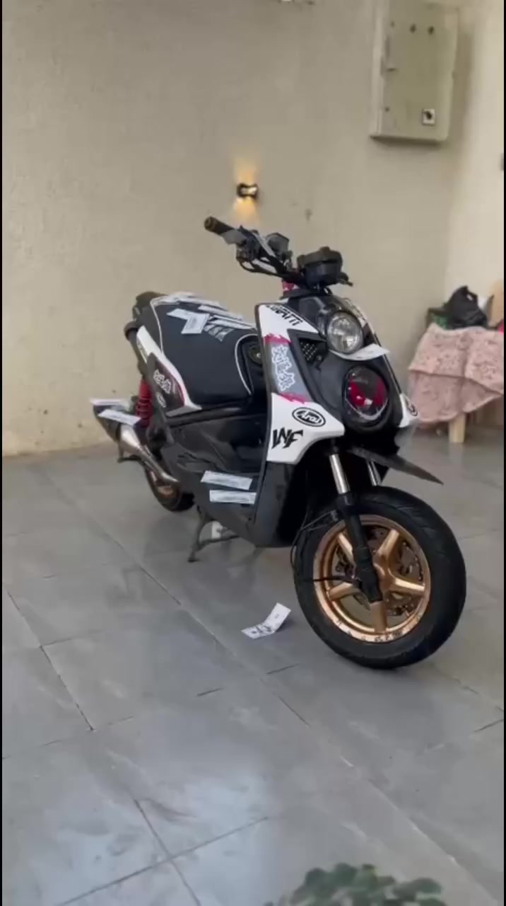 السلام عليكم دراجه سكنس جبلي مفوله تزويد بيهة  صالنصة بوري عدل ومزودة كلجات وتستيرن وبيهة دمام مفولة وهواي غراض بيه مزودة للبيع السعر مليون و100 وبيهة مجال المكان كربلاء


**إذا كنت صاحب هذا الإعلان وتريد حذفه لأي سبب، رجاءا أرسل رسالة إلى الدعم الفني**