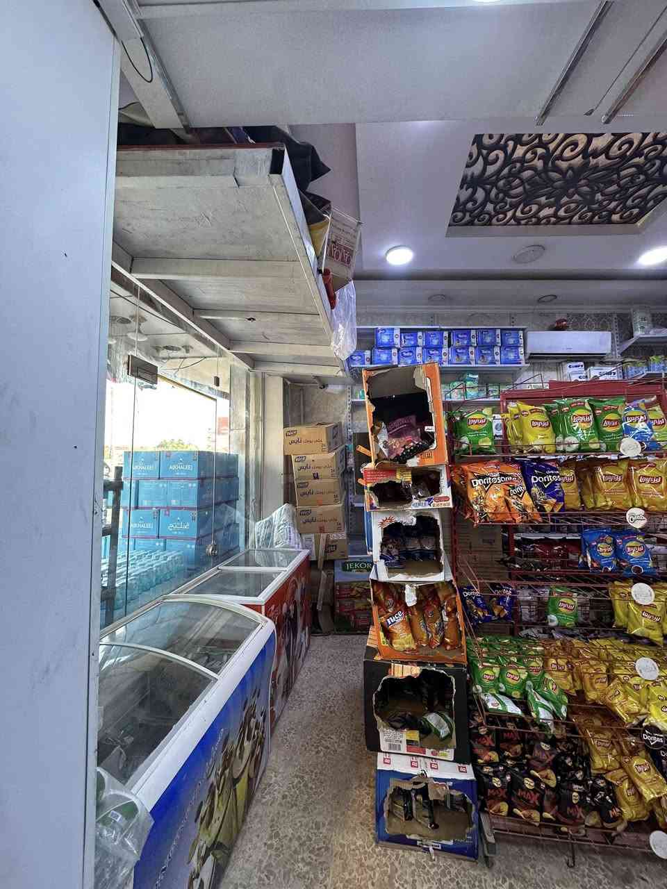 سلام عليكم سنتر في الجبيله فري ماركت مقابيل شارع السايلو ع شارع العام سنتر مرتب يحتوي ع 10 عارضات و6 مجمدات و2 عارضه ببسي و1 عارضه كولا وعارضه ليز وعارضه نايس سنتر كلش حلو ومنطقه راقيه السنتر سبب البيع  عدم التفرغ للسنتر دخله ب يوم كلش مرتب وحلو ابيعلك سلعه وموقع المحل ايجار   فقط السلعه داخله للبيع للاستفسار *********** متواجد واتساب وع شريحه داخل الفيس ممتواجد سعر 70 وقابل للتفاوض
