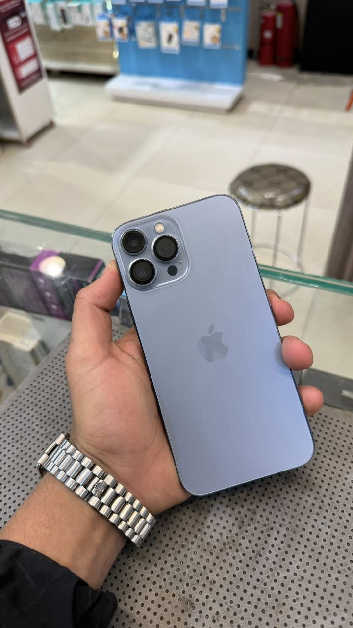 13 برو ماكس ذاكره 256 مستبد البطارية أصلي 85 سعره 550 عنوان سيديه ***********
