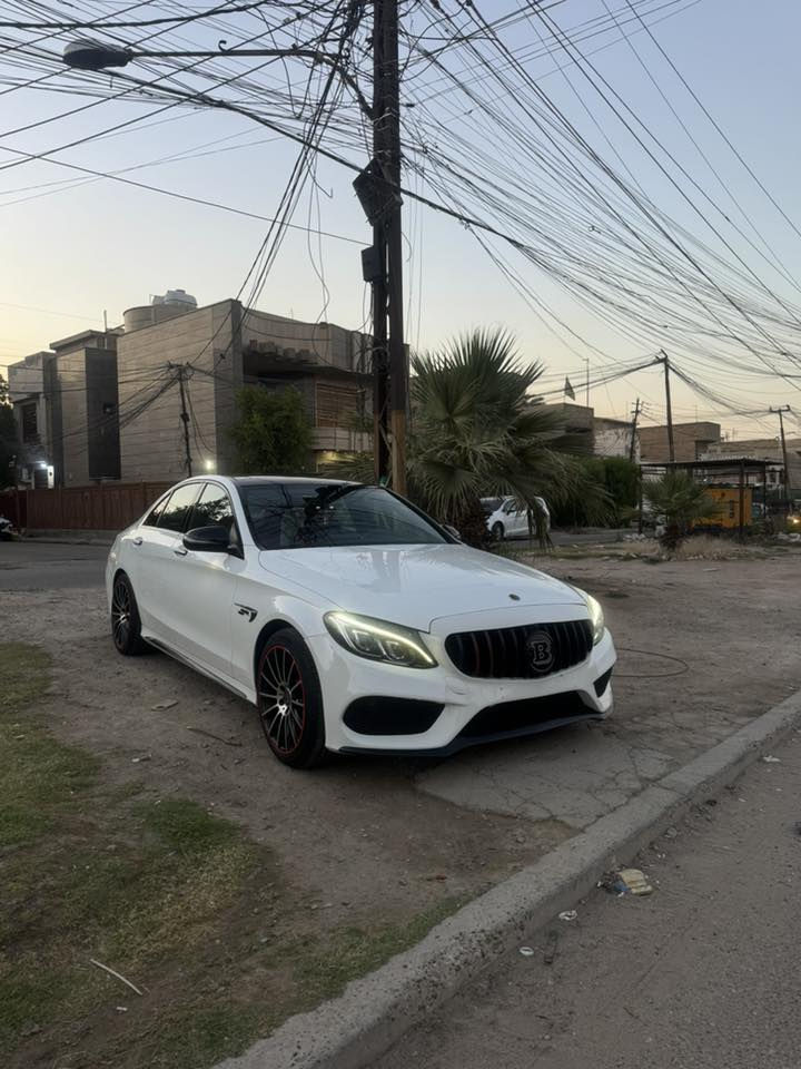 الموديل 2017 AMG نضيفه جداً
كلين تايتل فقط  صبغ شبر بل جاملغ الايسر 
فول مواصفات 1/1 سبشل اوردر من امريكا 
بانوراما 
دبل ماوس 
شاشه كبيره اوردر من الشركه C63
كامره خلفيه دواره 
كشنات كهرباء خزن ميموري
كشنات تدفئه 
علامات ترحيب أبواب 
رادار امامي 
نقطه عمياء 
بصمة تشغيل 
لايتات زينون ديناميك
وياله AMGبلاديه اصليه 
استيرن تدفئه كهرباء 
صعود ونزل للستيرن تلقائي عند تشغل سياره 
نظام Auto hold 
مري قلاب عند رجوع
أبواب ترحيب
بصمه 
مري شفط 
مري كهربائي  
بعد بيها هواي مواصفات 
السيارة عليها كت برابوس مرتب بدون صبغ ولا اي شي

مسويلها ادامه كامله للسياره صدر كامل جديد ومن دهن وباتري ونوزلات ودسكات امامي خلفي جدد وفيت بم وبوليش وحمام للداخل وتنضيف الغرفة الاحتراق كامله من كل النواحي

عنوان السيارة بغداد المنصور   
 ***********
