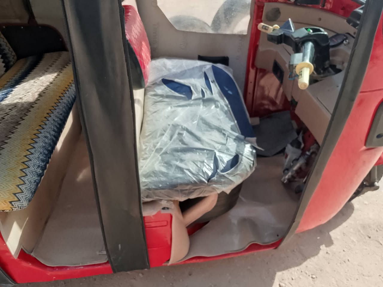 السلام عليكم تيك توك للبيع موديل 18 السعر رقم الهاتف ***********
