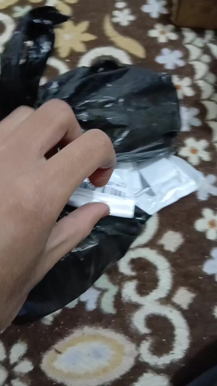 السلام عليكم متوفر شلعه تخص احواض الاسماك غير مستخدمه كلها جديده وشغاله 

شافطه كهربائيه مع كافه غراضها الي بالفديو 
مضخه هواء على الطاقه الشمسيه 
مضخه ماء على الطاقه الشمسيه حجم صغير عدد ٢ 
تايمرات عدد ٣ ثنين شغال المؤقت مالهن والثالث يشتغل مباشر   
اناره لوتك قياس ٣٠ تفتح ٤٠ 
تحويره بلك صيني عدد ٢٥ 
 سعرهن ٥٠ مع التوصيل


**إذا كنت صاحب هذا الإعلان وتريد حذفه لأي سبب، رجاءا أرسل رسالة إلى الدعم الفني**