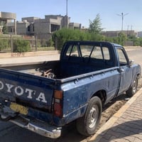 تيوتا بيك اب • ١٩٨٢ • مرقمه أصوليه