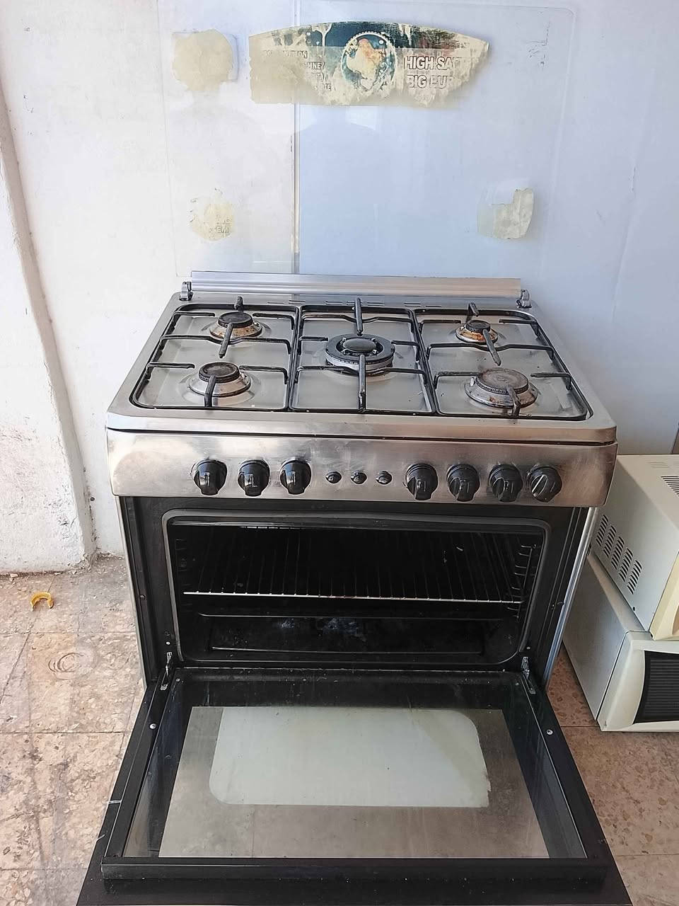 بدل غازك القديم بغاز شبه جديد ايطالي اصلي
 قياس80سم ودفع فرقيه🔥 55دينار🔥 شامل التوصيل للتوصل وسام 🏅
0781341025 الزرقاء, محافظة الزرقاء


**إذا كنت صاحب هذا الإعلان وتريد حذفه لأي سبب، رجاءا أرسل رسالة إلى الدعم الفني**