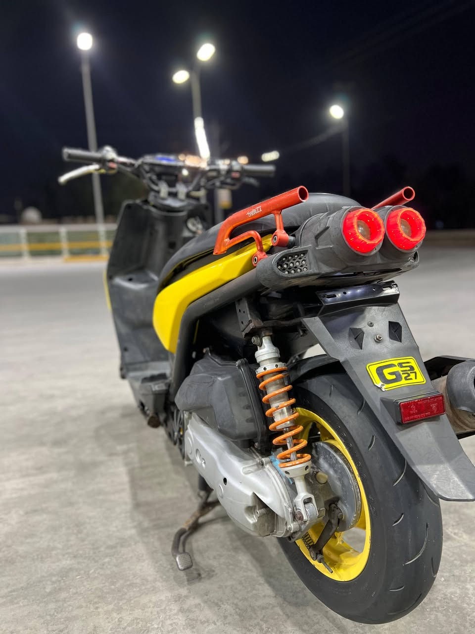 سلام عليكم سكنس جبلي للبيع مكفوله كفاله عامه من كلشي مكان الشعب سعر 1100 وبيه مجال للطيبين رقم ***********💛
