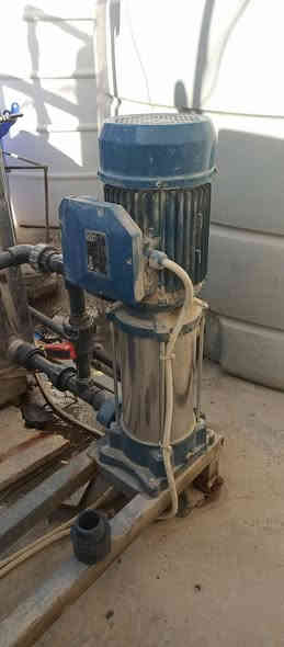 منضومة ماء ارو مواطير ايطالي 
2 متر شغالة كاملة مع ثنين تانكي 
8000 لتر و 5 الف لتر للبيع للاستفسار *********** اتصل او وتساب السعر بي مجال للشراي مكاني نجف
