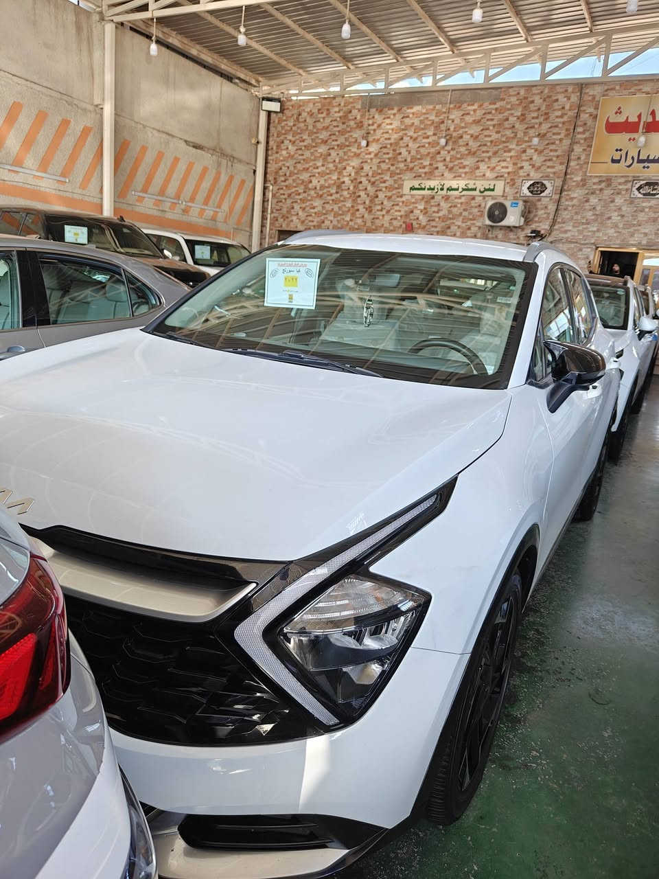 تحيه طيبه السلام عليك 
كيا سبورتج خليجي 2022
حساس خلفي أمامي 
بصمه تشغيل عن بعد 
بصمه ابواب 
شاشه كامره 
تحكم ستيره 
مري شفط 
مقاعد كهرباء 2 
ترحيب على بعد 
تبريد أمامي خلفي 
تدفئه كشنات 
تبريد شاشه 
مكينة 2000 دوش 
مكفوله 
ماشية 39 الف 
رقم بغداد دولي باسمي تحويل مباشرة سنويه هزه جديد 
،210 ورقه وبيها مجال قليل 
اي استفسار 
***********
مكان بغداد البياع
