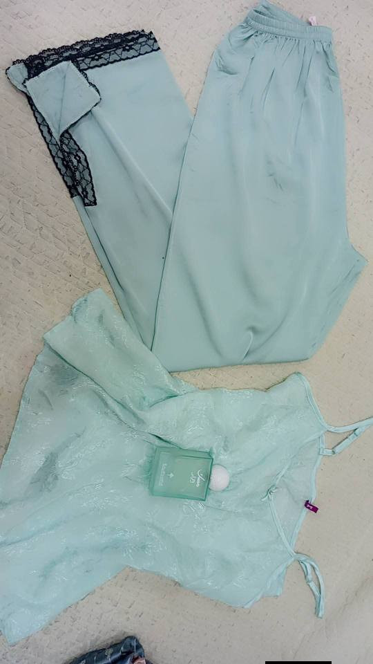 عندي شلعة تراكات ستن بالة درجة اولى مغسولة ومكوية ومسفطة بأكياس
اليريد يتفضل خاص اسعار مناسبة تفيد بداية مشروع 🥰 ديوانية, القادسية


**إذا كنت صاحب هذا الإعلان وتريد حذفه لأي سبب، رجاءا أرسل رسالة إلى الدعم الفني**