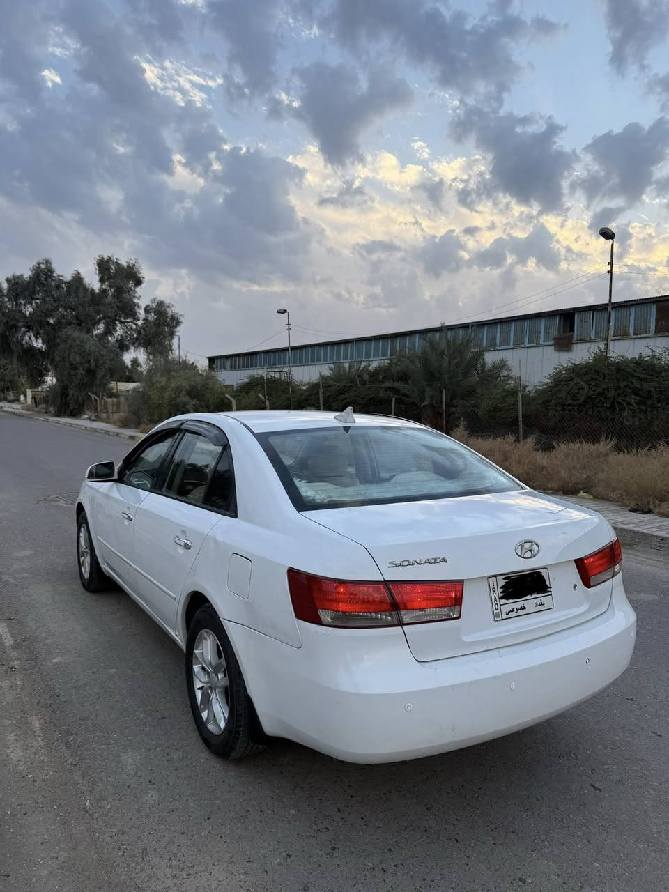 السلام عليكم سوناتا مديل2008خليجي محرك2400 بيهة 3قطع صبغ بدون دواخل اثر خدوش محرك وكير وصدر وتبريد خير من الله سياره تخم تاير جديد ترايهة يخبل السعر 95وبيه مجال ***********مكاني بغداد المحموديه
