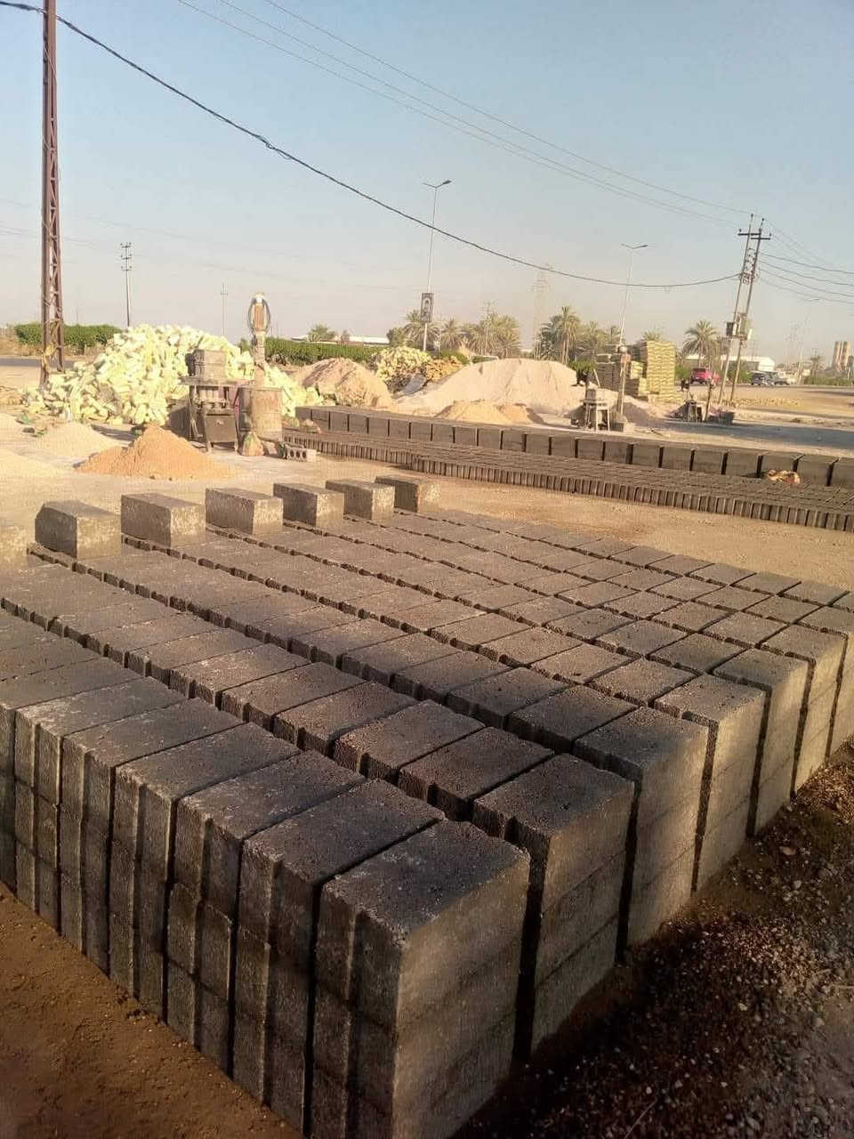 السلام عليكم يوجد لدينا بلوك ضغط درجة اولى شرط الكلاب بلوك بناء الطول 34 ،،العرض 18 سعر آلاف واصل,,,700 الف دينار للاستفسار الاتصال,,,,,***********,,,,
