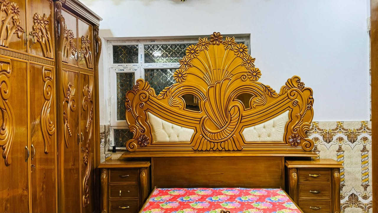 يوجد غرفه نوم صاج عراقي شرط حطاطه فصال خشب درجه اولئ السعر مليون و٥٥٠ وبي مجال بسيط للاستفسار اتصال ***********
