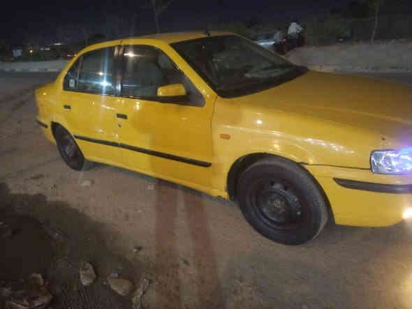 السلام عليكم سمند موديل 11رقم انكليزي بابل بسمي تحويل مباشر مصفره هيئه وغرامات مكينه وكير خير من الله حداديه جديده تخم تاير مبدل جاملغ اليمنه وبنيد بس بدون ضربه وجاملغ الخلفي مبخوخ هم بدون ضربه غرفتهه حلوه السعر 32 وبيهه مجال للطيبين العنوان بغداد البياع تقاطع درويش حي التراث رقم هاتف ***********
