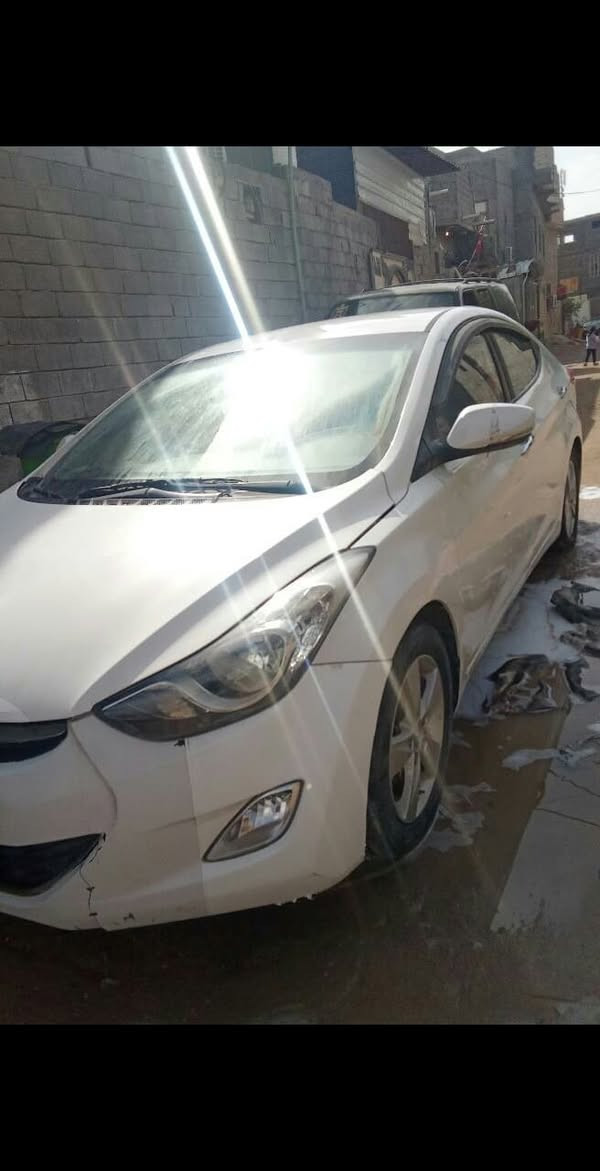 النتره افانتي موديل 2012 بصمه كشنات جلد مكينه 1600 دهوك متؤمه رقم وسنويه سياره مكينته تنقص تبريد شغال بس يراد راتيتر تبريد تتبدل مكانه بصره سعرها 42 متواجد ماسنجر وتصال *********** سياره كصه جنطه
