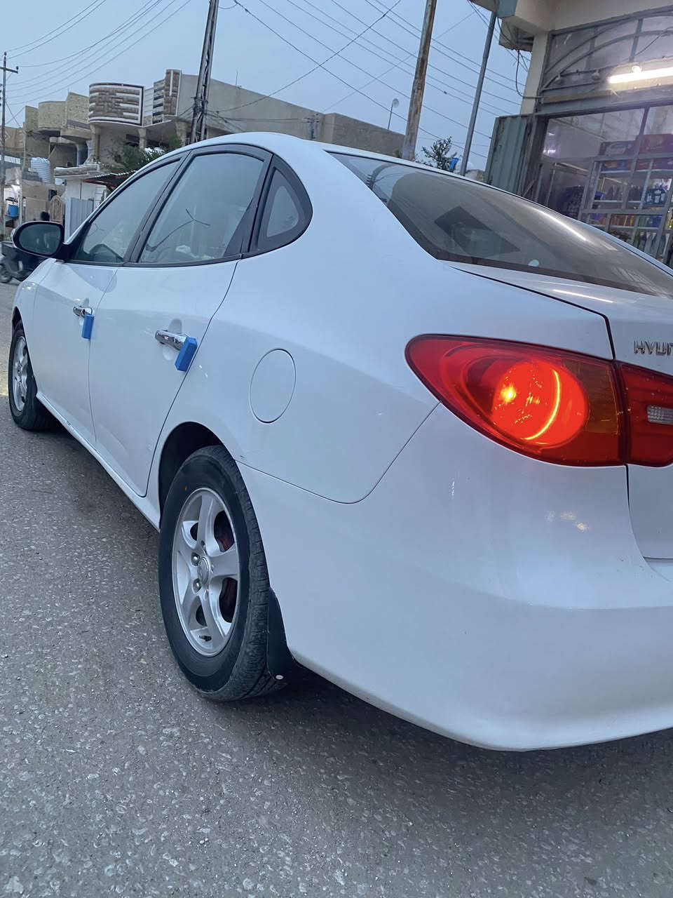 السلام عليكم
النترا موديل 2010 وارد خليجي مكينة 1600 

رقم كربلاء مداور ثاني يوم 

السيارة جديدة وحلوة مكفولة من الضربة والصبغ 
بيها فقط كلير بخشم الچاملغ الامامي

السعر( 115 ) وبيها مجال 

مكانها كربلاء حي العامل 

للاستفسار. ***********
