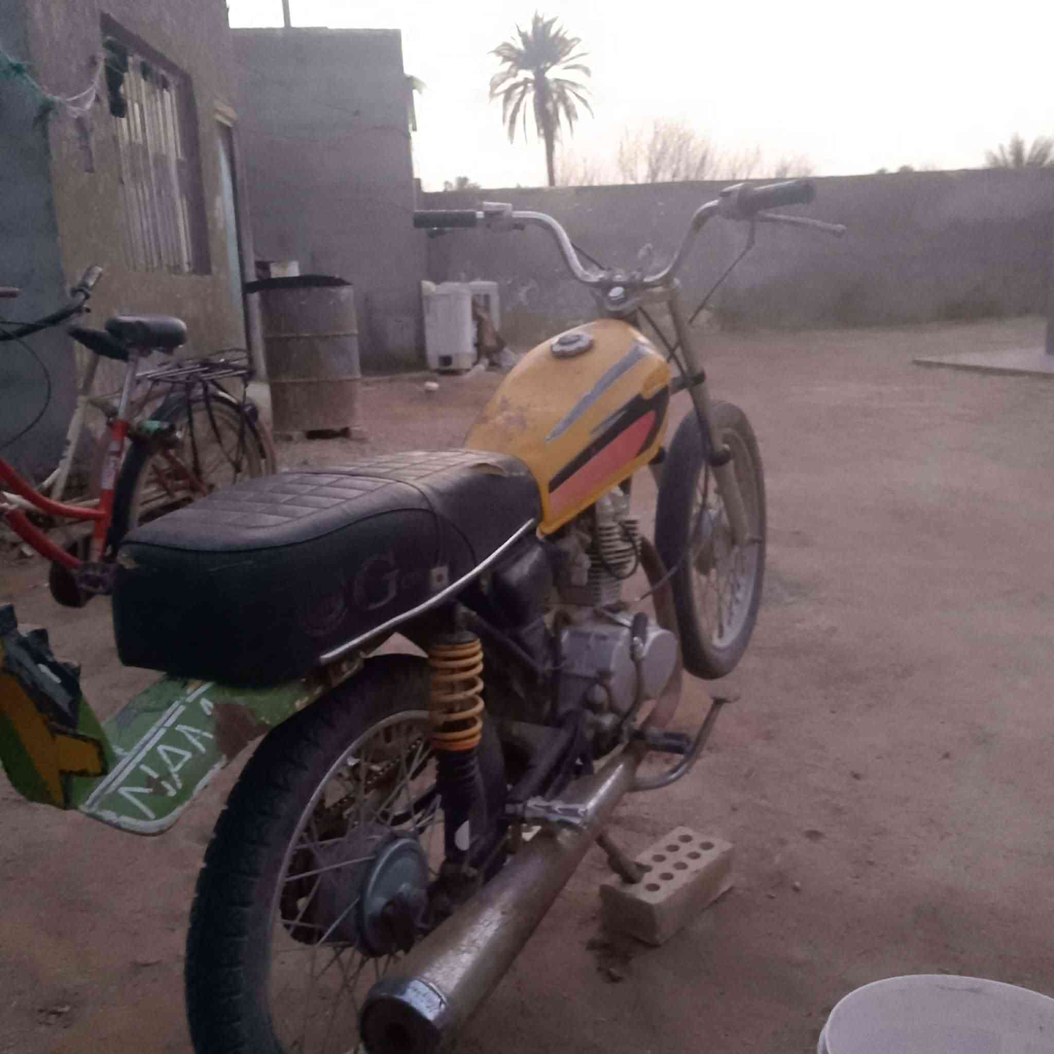 السلام عليكم دراجه البيع اربع كير ايران السعر خاص عل هاذا الرقم ***********
