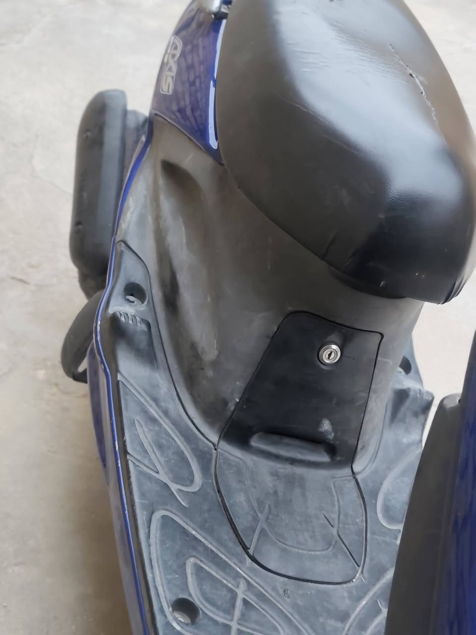 دراجه اكزز حاويه فحل شرط مكينه شرط ستان كهربائي سويج نكره سلف ممطخوه هندر… . اشاير لايت نكره سلف وشوف العين احلئ بعد حاويه ستخدام قليل شرط باكيت الدراجه


**إذا كنت صاحب هذا الإعلان وتريد حذفه لأي سبب، رجاءا أرسل رسالة إلى الدعم الفني**