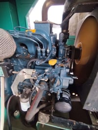 المولدة 15KVAسنكل فيس بامكان تحويله إلى ثري فيس مولدة شغالة وبحالة جيد...