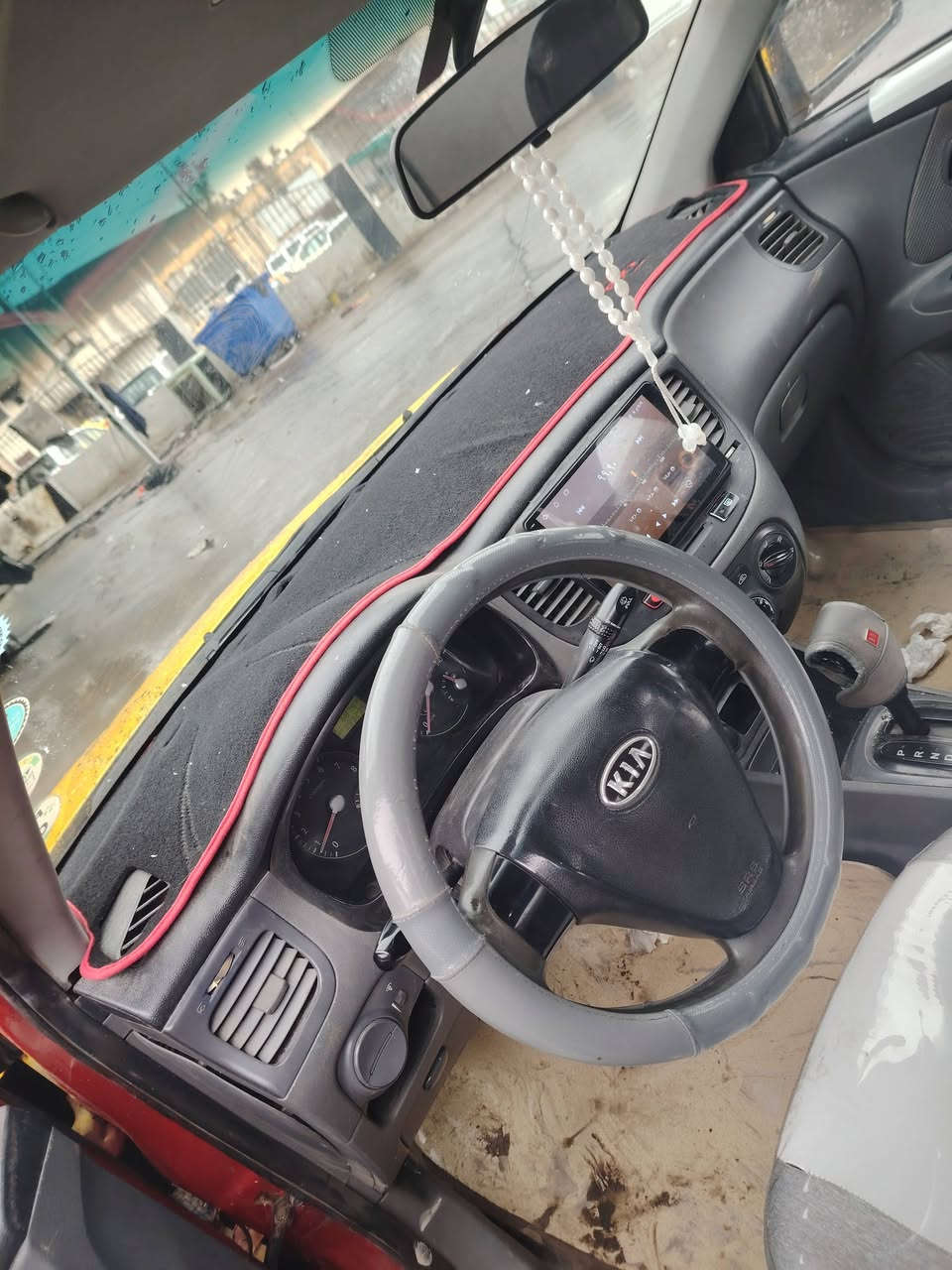 كيا ريو كير مكينه شرط موديل 2009 وارد امريكي مكينه 16مرغوب  ترايك بغداد وترجع  سياره مشروع وطني تحويل بل موصل اني شرعي هيئه غرامات صفر رقم واصط ليتات  زينون  السعر 83 وبيها مجال ليطيبين ***********///***********
