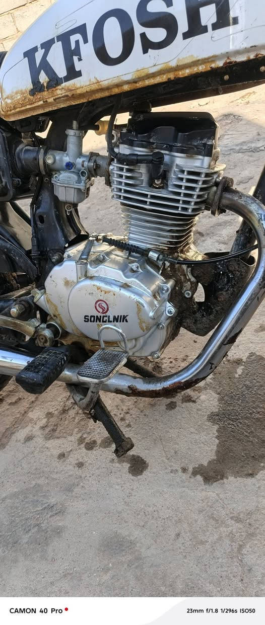 تاكير البيع اصولي 7 وراق 2018 مكينه مشروكه و بيه جبنه ذب دهن السعر 600 و بيه مجال


**إذا كنت صاحب هذا الإعلان وتريد حذفه لأي سبب، رجاءا أرسل رسالة إلى الدعم الفني**