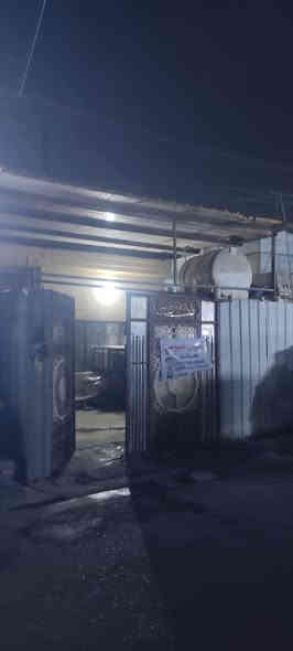 السلام عليكم توفر عندي بيت طابو زراعي سند25 مساحة البيت 115متر /جبهه--5سم-25 --/نزال ---23/ طابق واحد الرادله شويه ترتيب  كامله كل الخدمات مي مجاري كهرباء تبليط عرض الفرع11متر التبليط 8 امتار  موقع البيت البلديات الضباط خلف الصحفيين قرب مدرسه زين القوس منطقه حي الامير للاستفسار اكثر الاتصال *********** /للتاكيد سند وكاله موجودات على طابو الخلاني والسعر 82  وبي مجال
