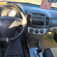 النترا ٢٠٠٩ خليجي بيها فقط بخشم البنيد صبغ شبرين بدون داخل ومعجون سيار...