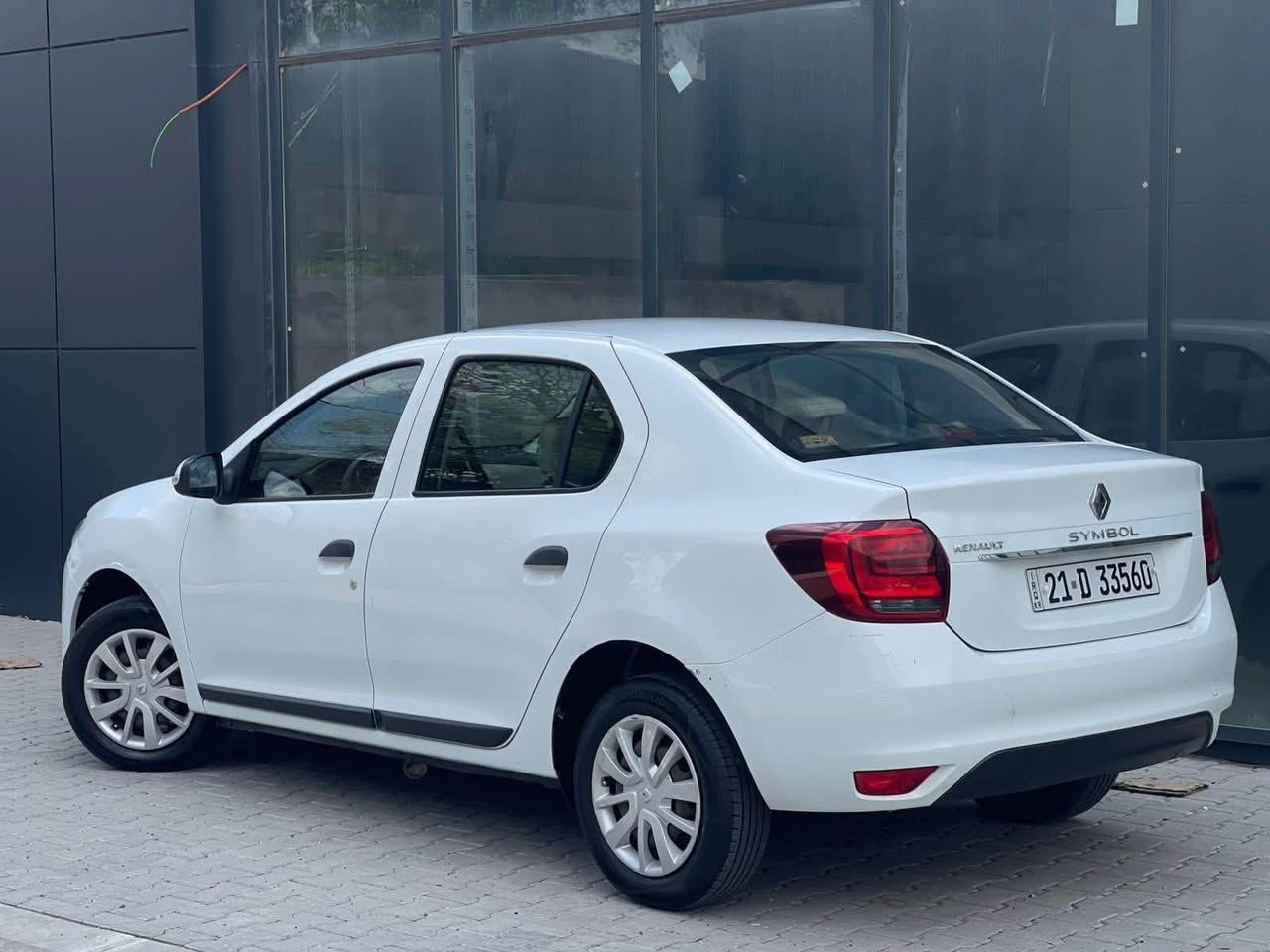 Renault Symbol 2019
كلين بدون صبغ 
ماشية 76 الف
جام كهرباء
دواخل بيجي
كيج الكتروني
گير اوتوماتيك 
بلاجكتور 
ايشارة بالمرايات 
٤ تايرات جدد 
سعر 82 ورقة 
مكان سليمانية 
*********** السليمانية, العراق
