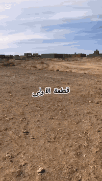 السلام عليكم
البيع قطع اراضي ثنين طبك بصف ملعب خماسي 
مساحة كلية 800 
مدفونات جاهزات البناء 
السعر (14) مليون بيهه مجال 
الاستفسار خاص أو تصال (***********) 
مكان:بروانه حي شرطة
