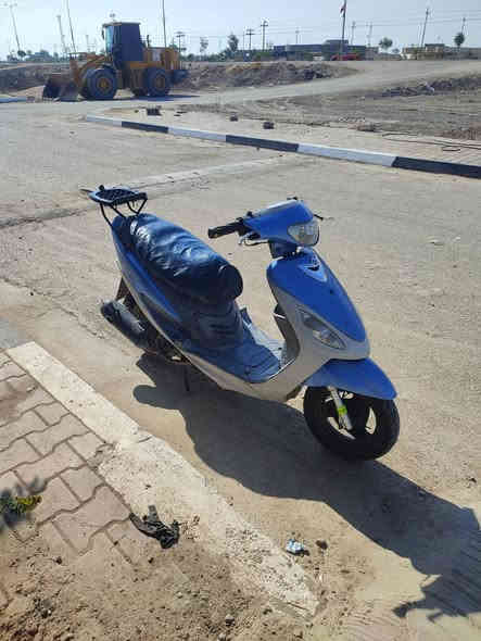 سلام عليكم ماكس قجمه للبيع دراجه حلوة ونضيفه محرك مفتوح كلشي بيها شغال ماعدا العداد بس واير ويشتغل سعرها 575وبيها مجال ***********
