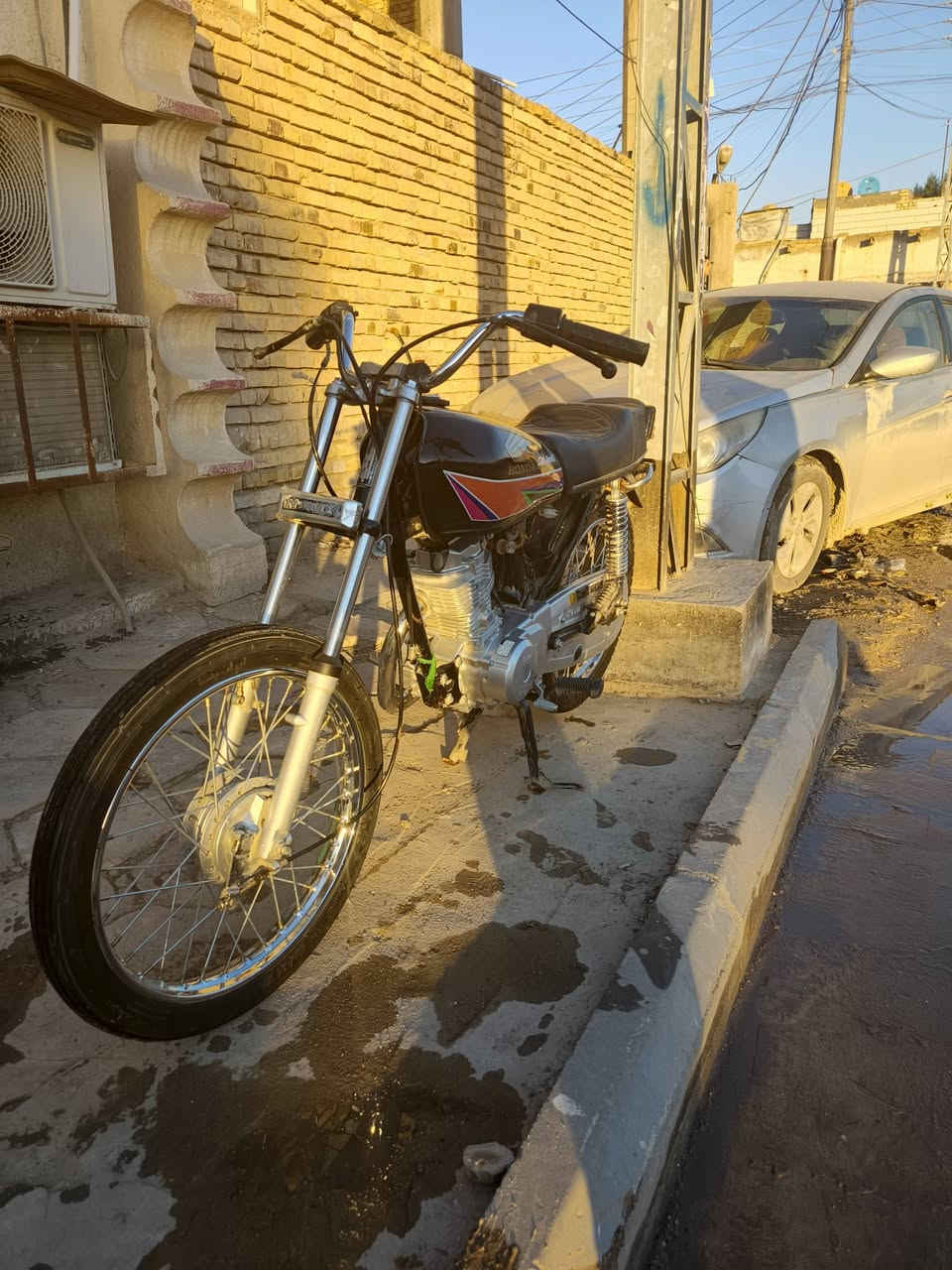 دراجة نامة  اوراق كاملة   عنوان ناصرية مركز  سعر 850 بيهة مجال الرقم ***********
