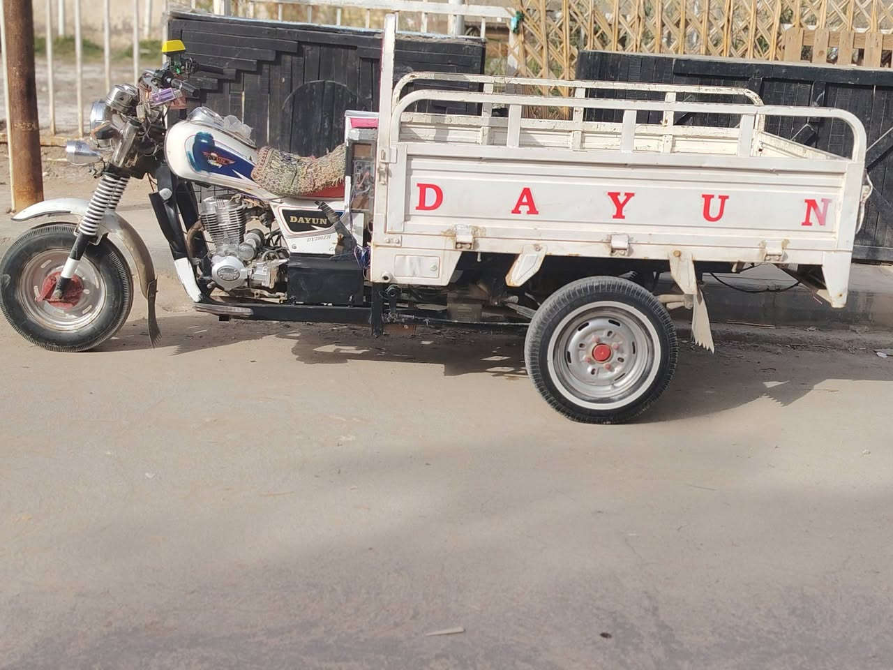 ستوته مديل 2020 للبيع أوراق اصولي مكينه مفتوحه سعر 1700 وبيها مجال للطيبين عنواني الغراف ***********
