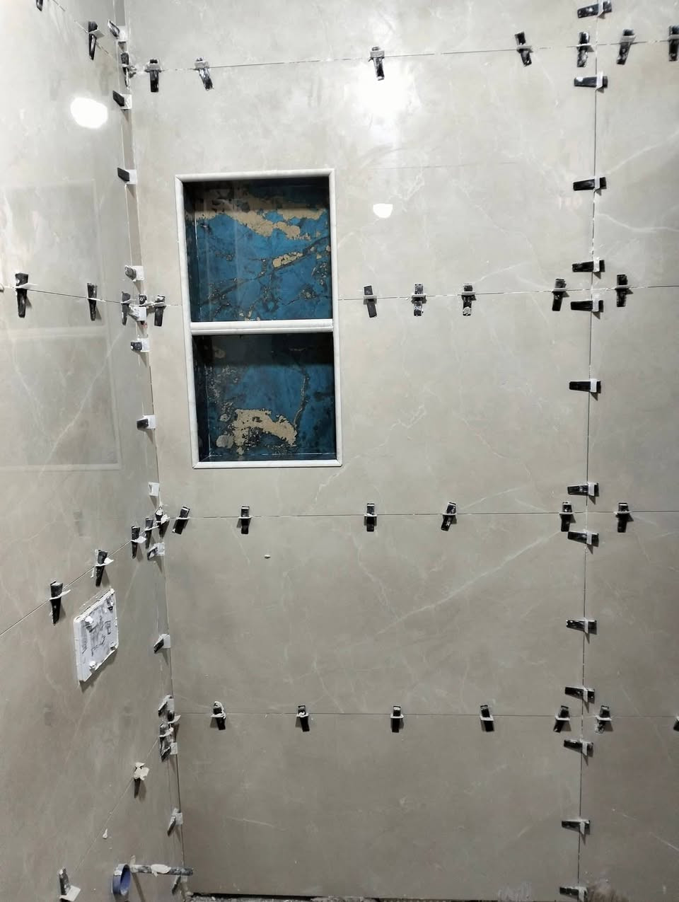 سلامه عليكم اني خلفه من كربلاء واجهات بيوت اني جاهزوهاذ رقمي  ***********
