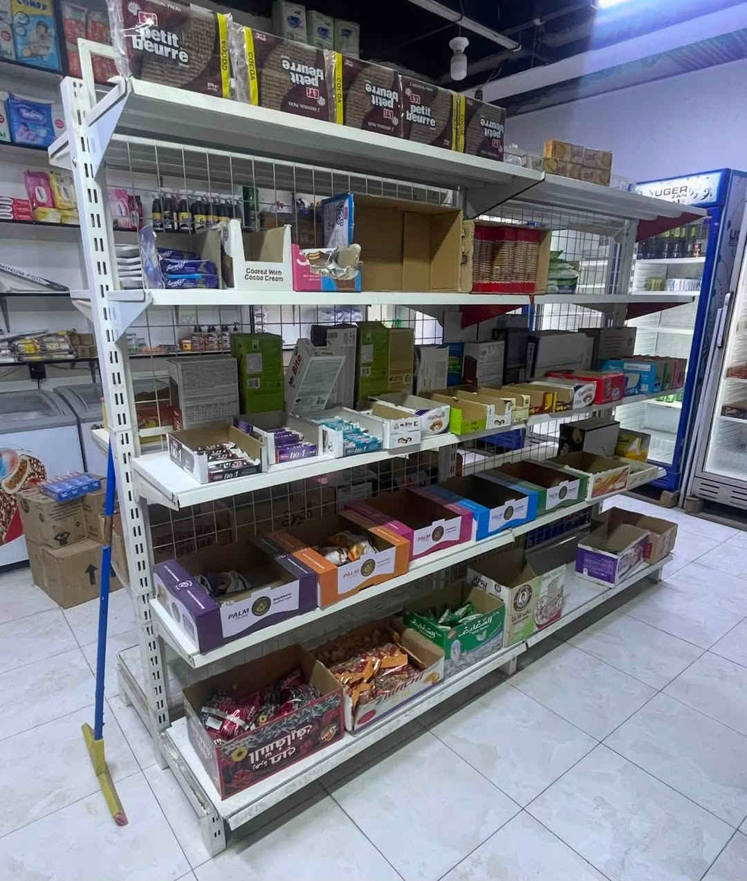 للبيع نظيفة مكاني بغداد
الطول مترتين وبخمس رفوف جانبية 
السعر 200 وبيه مجال الشراي يراسلني ع الخاص


**إذا كنت صاحب هذا الإعلان وتريد حذفه لأي سبب، رجاءا أرسل رسالة إلى الدعم الفني**