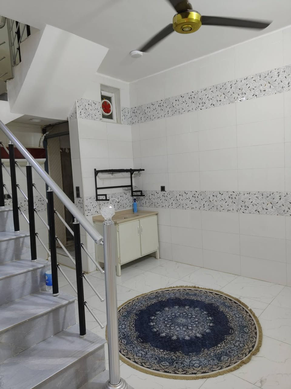 دار لبيع 50 متر البوبيات اسواق برتقاله كيلوين و700 متر عن لاامام غرف نوم 2 استقبال صاله مطبخ شغل درجه اولى السعر 63 وبي مجال بسيط جدا *********** ابو امير
