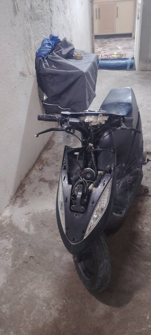 دراجه كامكو لبيع محركهه كاض ٣٥٠ وبيهه مجال


**إذا كنت صاحب هذا الإعلان وتريد حذفه لأي سبب، رجاءا أرسل رسالة إلى الدعم الفني**