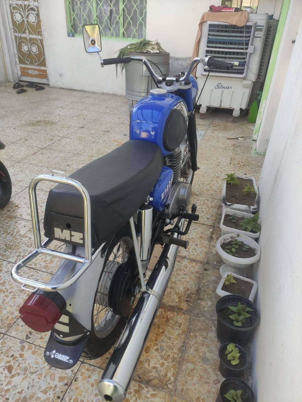 السلام عليكم 81 معمر جديد من طول لطول شرط كله جديد كهرباءيات مكينه كير يشكن لكاع صالنصه أوربيه كابريته أوربيه قالب لالماني نياكل كله جديد كهرباءيات من طول لطول جديده ماطور جاهز كلش ماطور بدون .السعر 1250ومكلفني اكثر بهواي شاهد لله وبلعافيه عل ياخذه مكاني بنجف ***********
