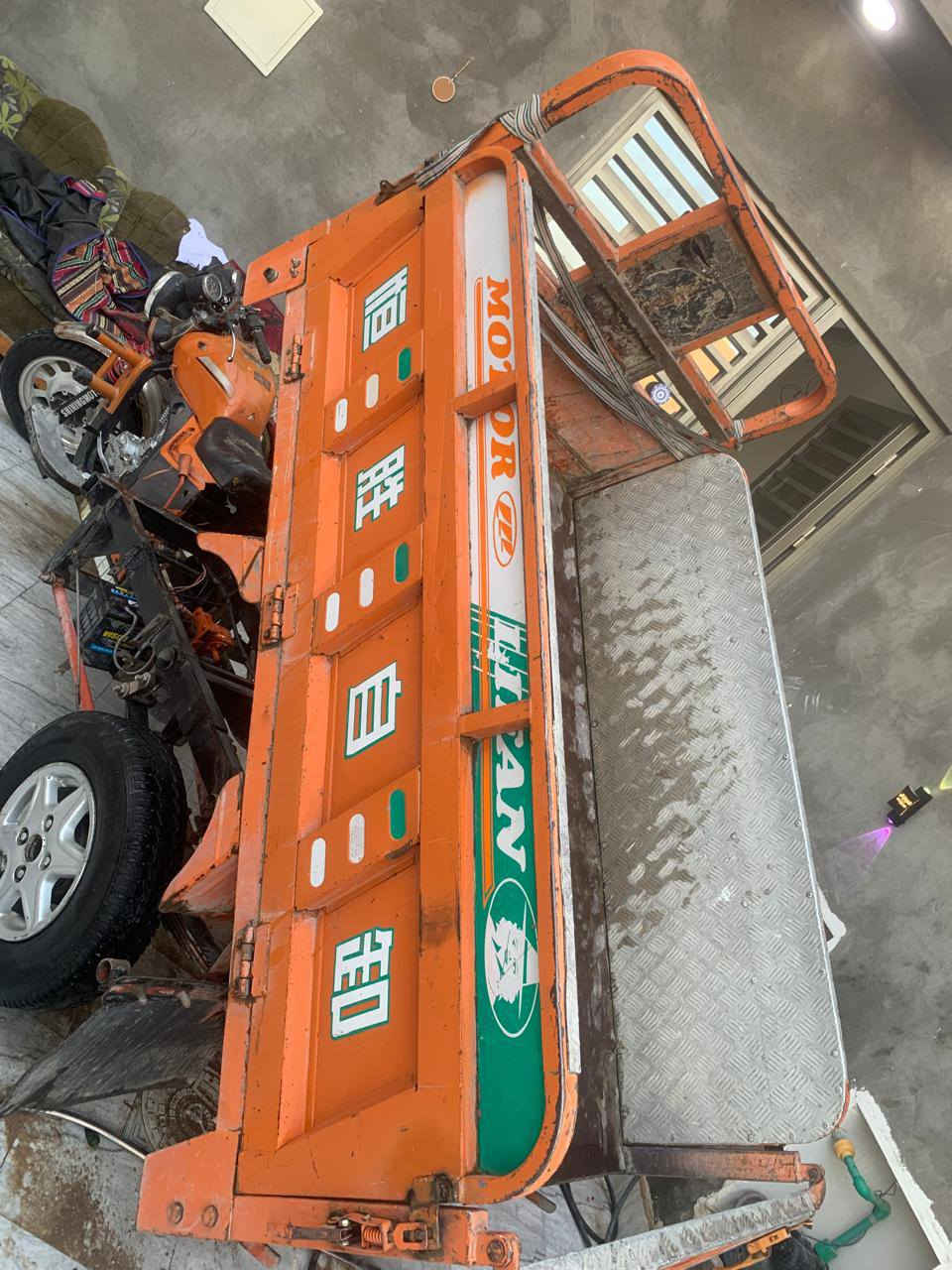 السلام عليكم ستوته للبيع قلاب 2020 سعر 3 ملايين ونص وبيعه مجال العنوان البصرة ***********
