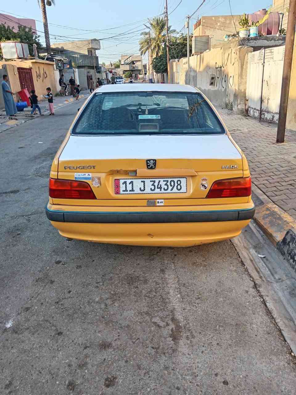 السلام عليكم 
بيجو بارص  مديل 2015
 كير محرك خير من الله  
تبريد شغال خير من الله  
تخم تايرات كله جديد 
صدر كله جديد 
بسمي تحويل ثاني يوم 
سنويه ال 31 
هئيه وغرامات مصفره 
رقم انكليزي 
سعر 45 
***********
