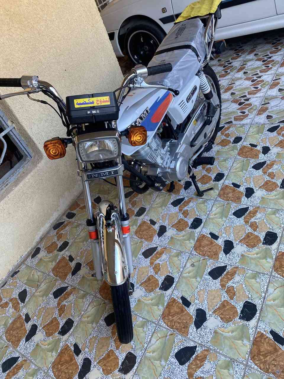 السلام عليكم شاصي موديل 22تعمير 26رقم ***********
