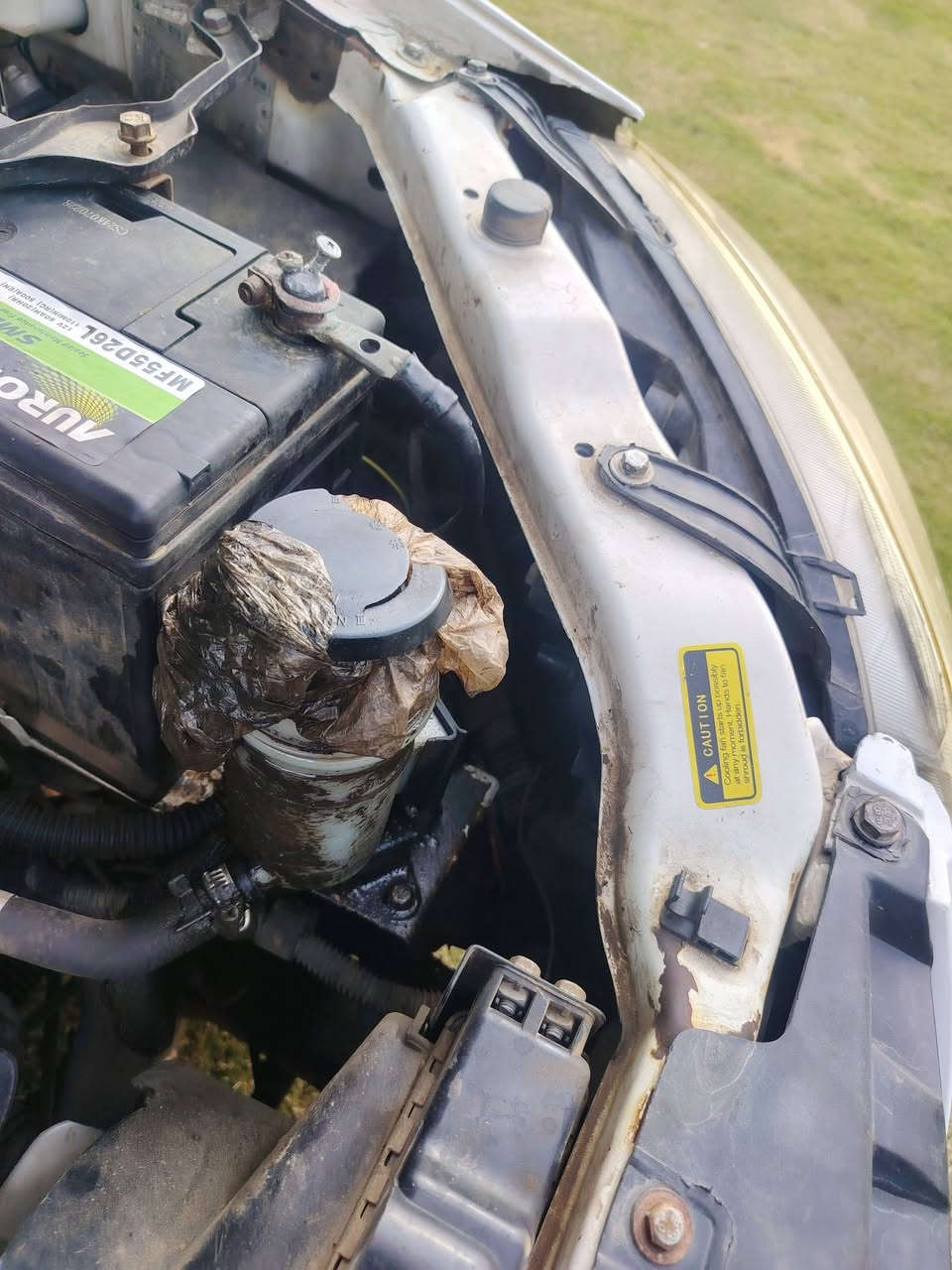 سلام عليكم سياره كريت ويل مديل 2013 مكفوله عده البنيدبيهه ضربه بسيطة ولباقي كفاله محرك كير رقم واسط سعر خاص رقم الهاتف ***********
