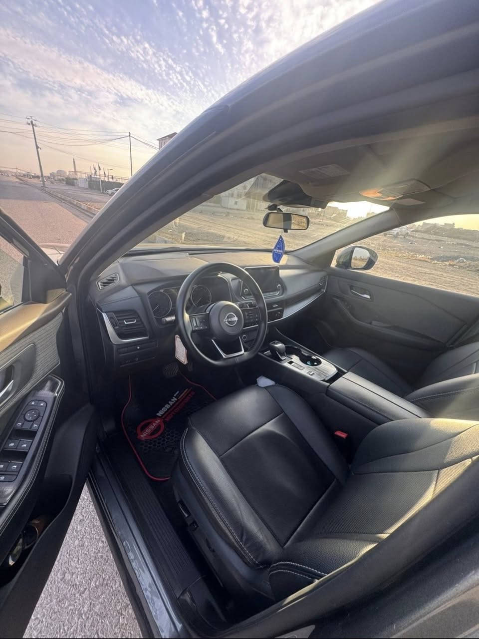 Nissan roge 2023 SV
بەس دەرگای سایق بە بیلادی گۆراوە  بەبێ ژورئ رەسمی دەعمەکەش دانراوە  پێش و پشت کەپسە

مواسفات SV  بەخوی دیارە چ مواسفاتەکە

فەحس و هەزەی هەمووی نویە بەس بەناو دەکەی حازرە

گیر و مەکینەو کارەبایات تەقەو رەقە هەمووی بە شەرت یەک دینار مەسروفی تیدانیە سەیارەکە زۆر زۆر خاوینە و بی مەسروفە 

54,000 هەزار کیلۆمەتر رۆیشتوە 

مەکینە ١٥ تۆربۆ ٣ پستنە 

سعر ١٥٦ وەرەقە قفل

هەولیر

0750 410 1994
