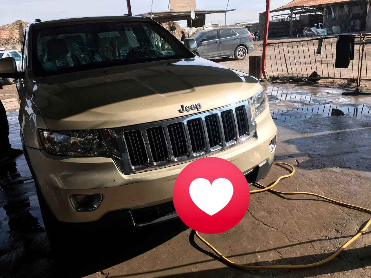 جيب لاريدو موديل ١١ وارد كندي
رقم بغداد سنويه تنتهي ٢٠٢٧
بيها صبغ فقط نصف الجاملغ الأمامي نص فقط 
السعر مناسب أن شاء الله الخاص مفتوح 
سونار بيها 
المواصفات معروفه 
محرك كير خير من الله


**إذا كنت صاحب هذا الإعلان وتريد حذفه لأي سبب، رجاءا أرسل رسالة إلى الدعم الفني**