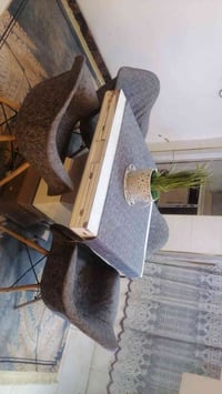 ميز تركي أصلي • ٦ كراسي • ٢ كرسي متضرر