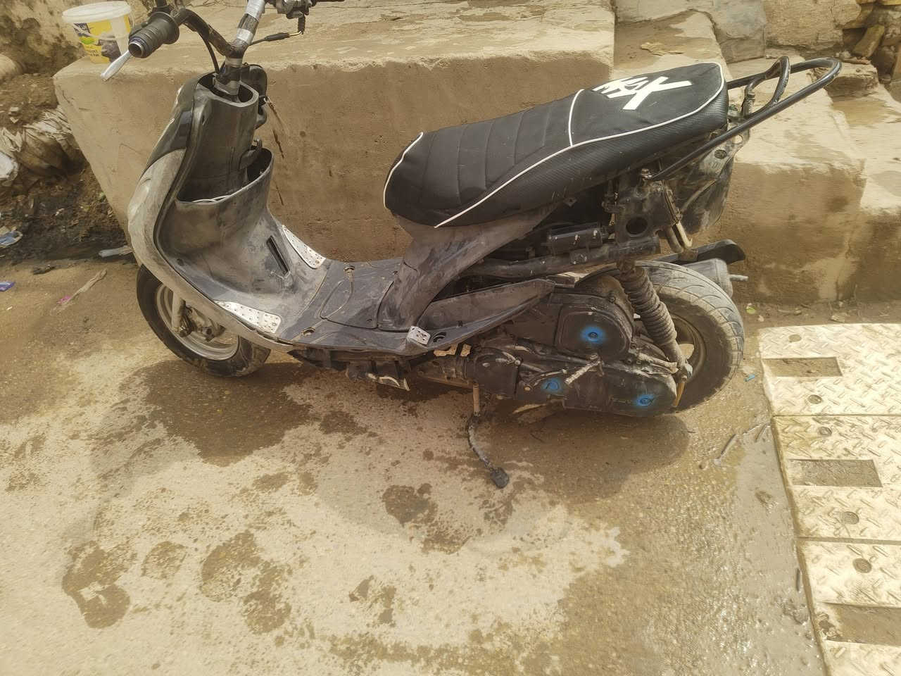 ماكس منغولي بوشه 50 مفتوحه
السعر 300 وبيها مجال للشراي الصدك


**إذا كنت صاحب هذا الإعلان وتريد حذفه لأي سبب، رجاءا أرسل رسالة إلى الدعم الفني**