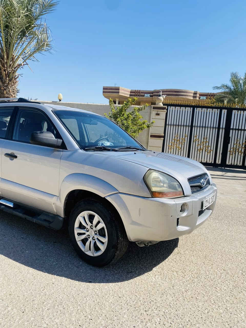 هونداي توسان خليجي 2009كفاله عامه  جديده خلاص شرط الفحص
مكفوله من الصبغ والفتح والتبديل 

رقم سليمانيه رقم جديد تحويل او وكاله 

محرك ٢٠٠٠دوش محرك وكير مكفولات 

مابيهه نقص برغي 

شاشه وكاميرا وحساس 

تبريد ثلج 

السعر ١١٤$

***********
