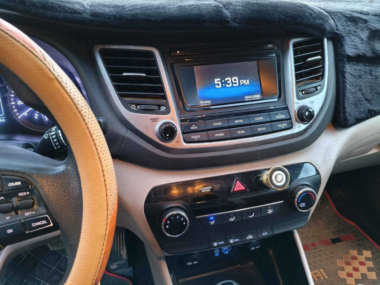 توسان  2018باسمي***********
محرك 2000 سيارة نظيفه جدا
بغداد انگليزي هزة جديده  ماشيه 61 الف 
جاهزة من كلشي بيهه صبغ اثر جرد بجهة السايق وحادثها جاملغ خلفي وصورة الحادث مرفقه
السعر 145 وببها مجال او مراوس بتوسان موديل 20

***********
*********** حلة, بابل
