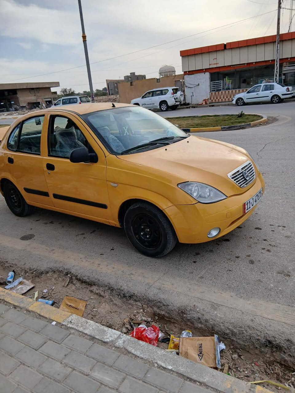 طيبه موديل 2015 بسمي بغداد الدولي السياره جاهزه السعر 33وبيها مجال مكان السياره الصويره  ***********
